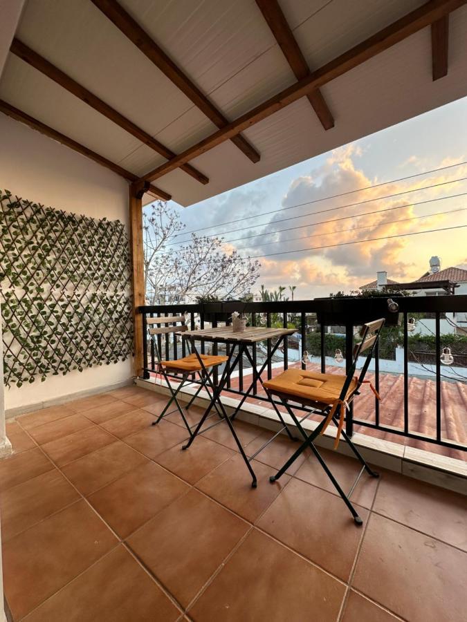 Arya Seaview Apartment In The Heart Of Coral Bay (Adults Only) Esterno foto